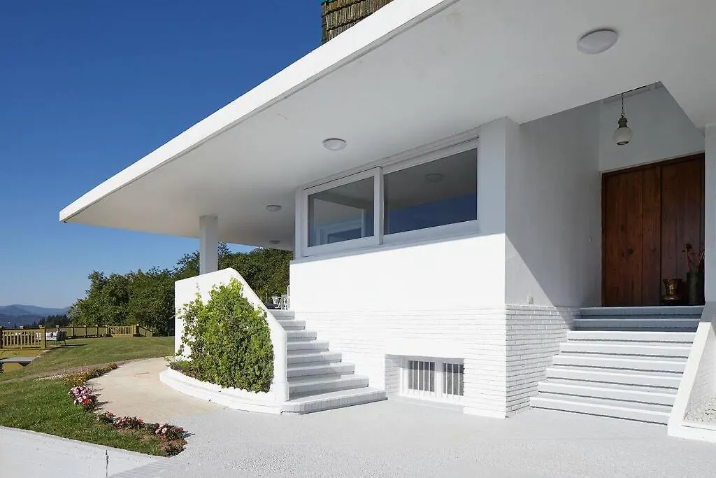 Villa With Pool - Fantastic View Hondarribia